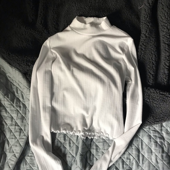 Garage Tops - Cropped Long Sleeve Turtleneck Garage Tops - Cropped Long Sleeve Turtleneck